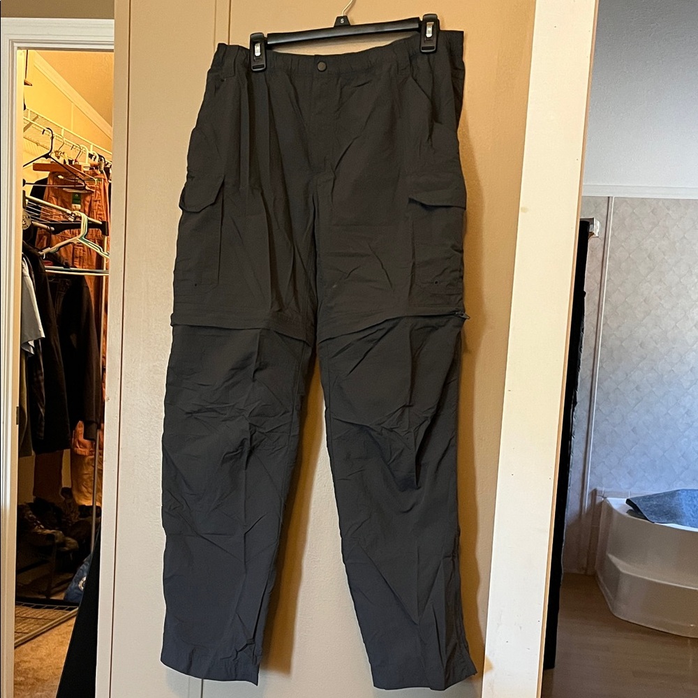 Ultimate Terrain- Men's Black Cargo Pants